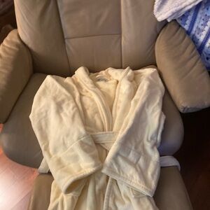 Luxurious Cream Women's Plush Robe